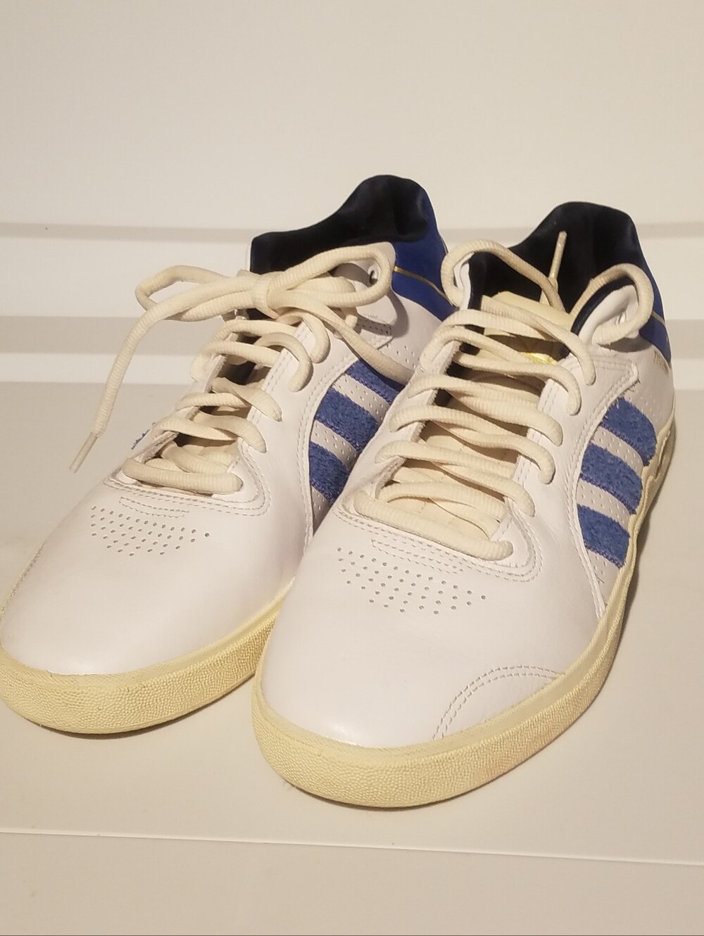 Men Adidas Tyshawn Shoes 12 Mid White Light Blue